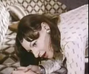 XXX Divertido tiempo COÑO consolador A la mierda en videos travestis viejas cama