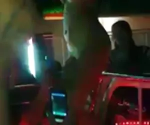 XXX Sábado videos gratis de trans follando por la noche cum puta