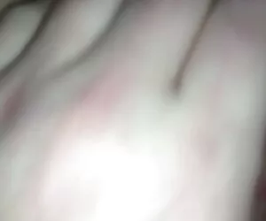 XXX Trío travestis pornos xxx lésbico en el almacén