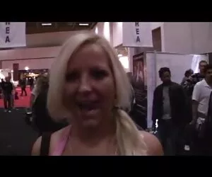 XXX La buena esposa negro folla a trans