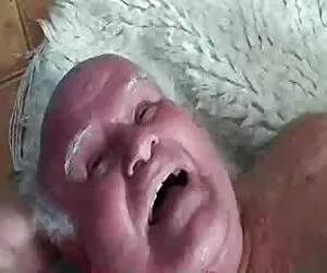 XXX Prima en la transexuales cojiendo duro ducha