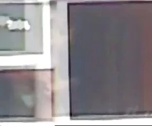 XXX Adolescente linda con videos transexuales calientes un consolador blanco